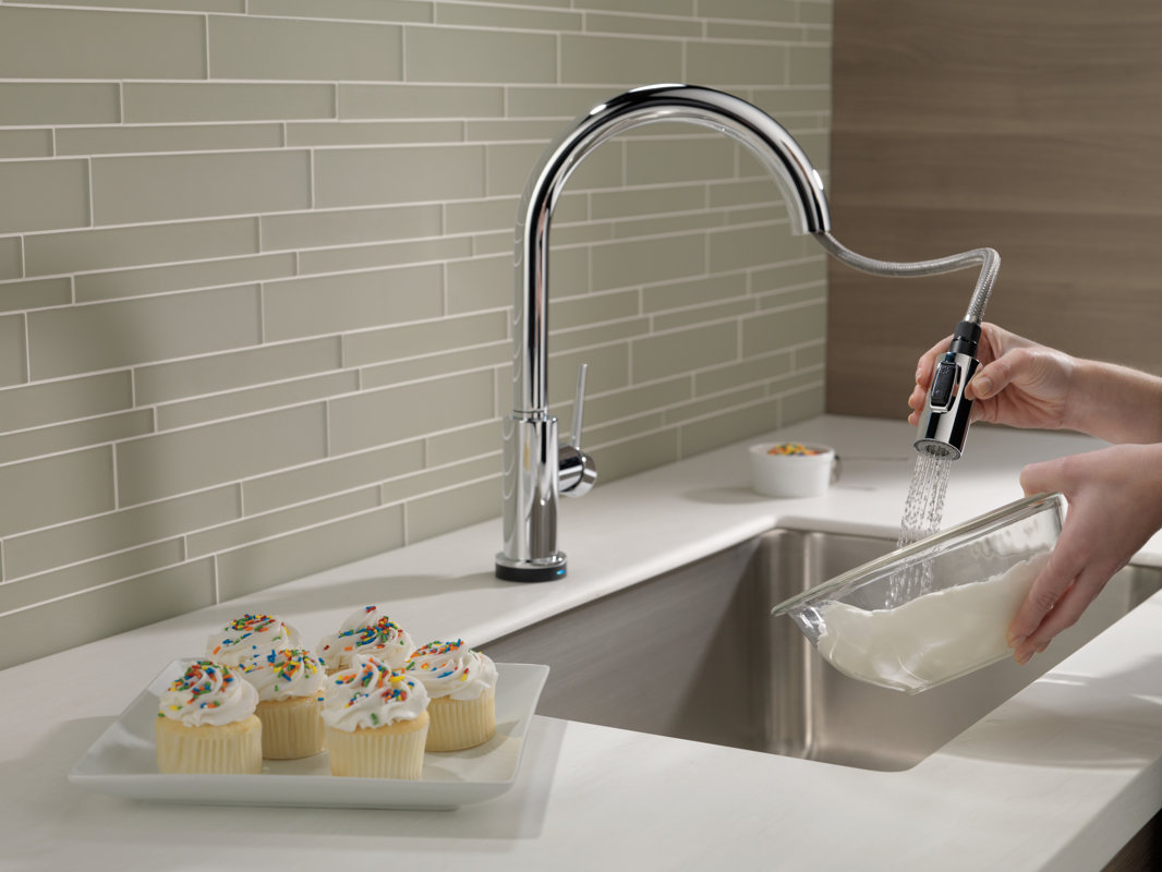 Delta Trinsic Pull Down Touch Single Handle Kitchen Faucet with
